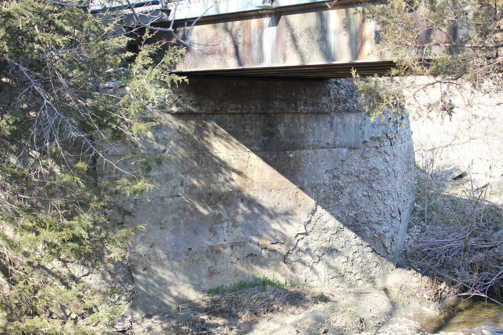 North abutment